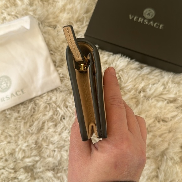 Versace Tan Leather Small Wallet - Picture 5 of 8